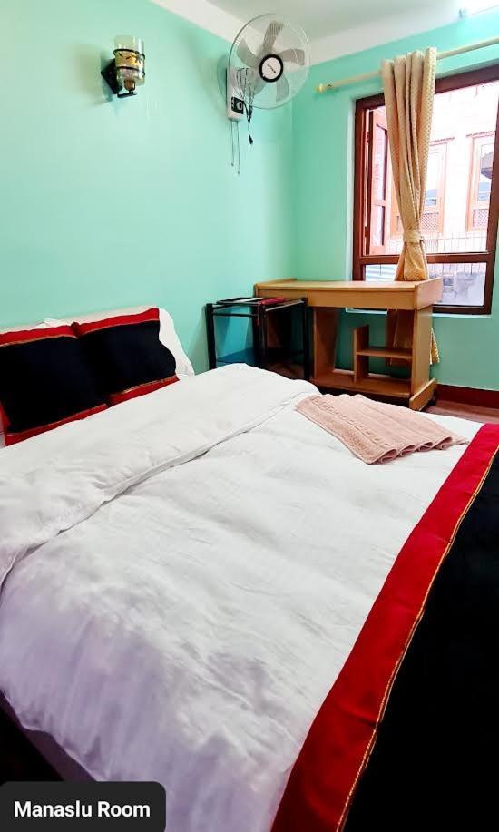 Annapurna Guest House And Rooftop Restaurant Bhatgoan Zewnętrze zdjęcie